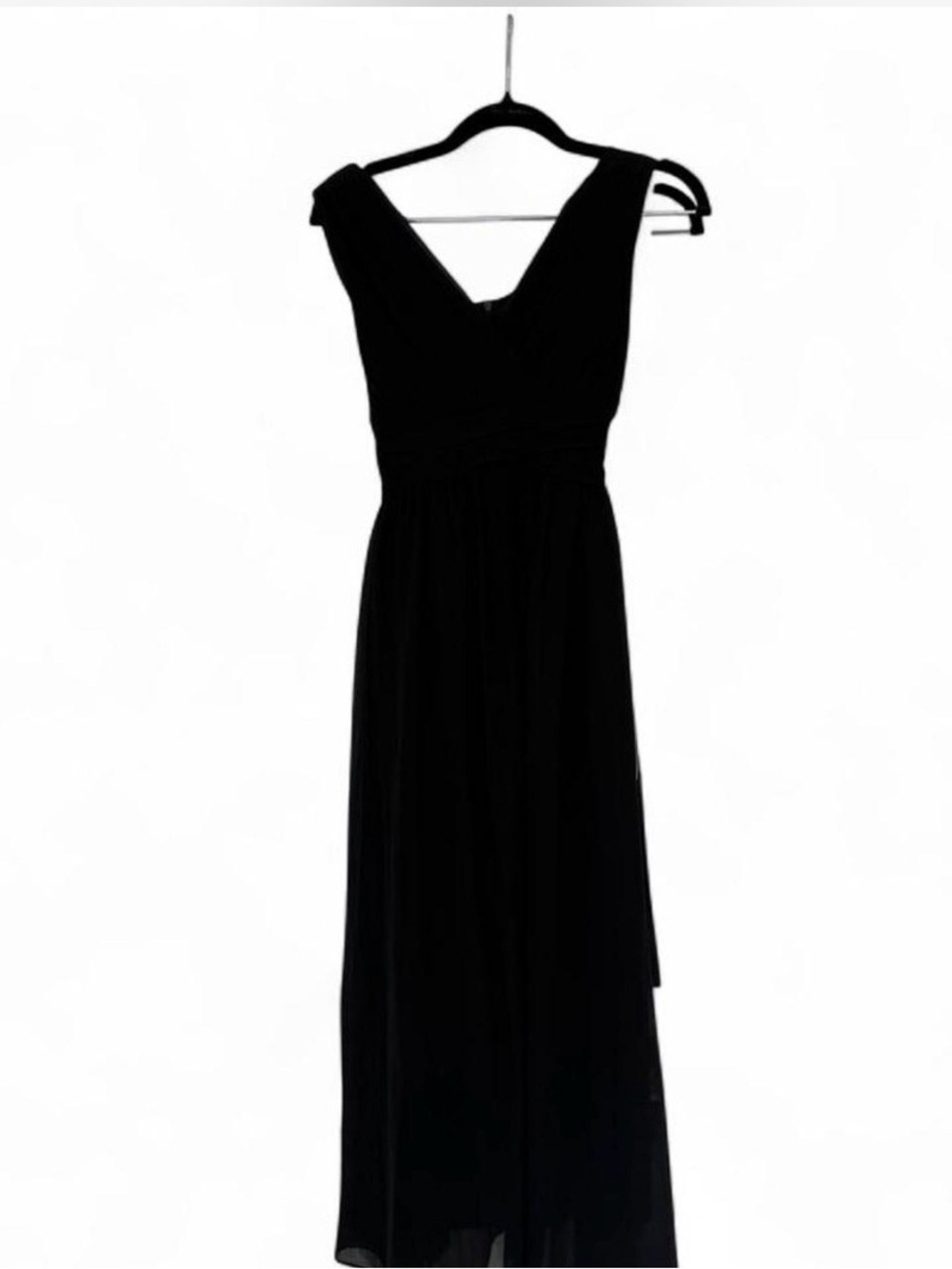 Juniors Black V-Neck Sleeveless Maxi Dress With Empress Waist